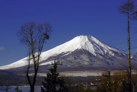 イゾラーナから見た富士山 富士山.jpg