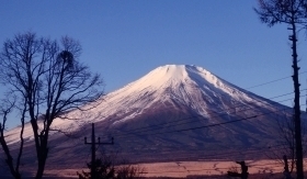 イゾラーナから見た富士山 富士山.jpg